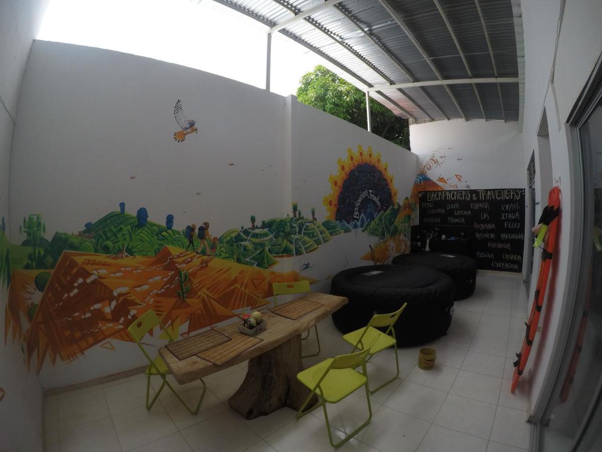 Backpackers And Travellers Hostel Neiva  Dış mekan fotoğraf