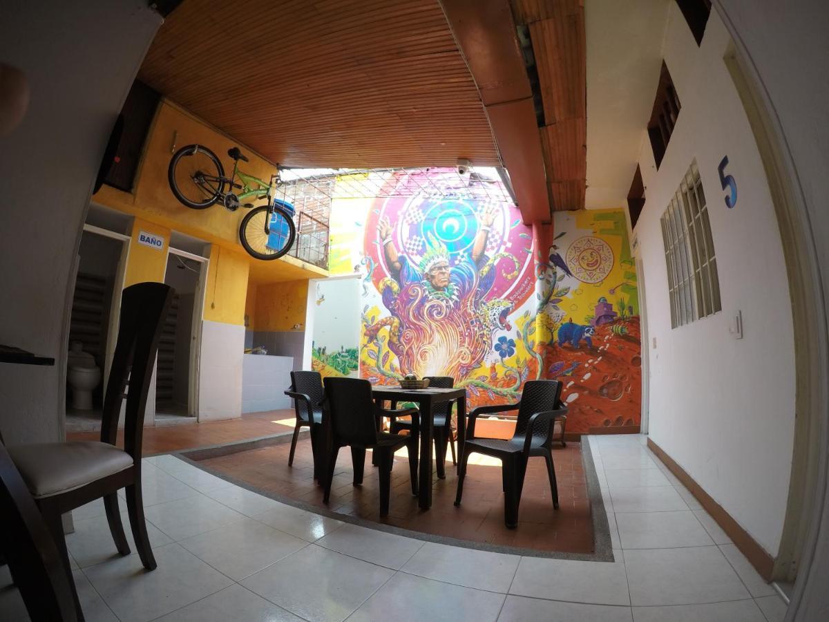 Backpackers And Travellers Hostel Neiva  Dış mekan fotoğraf