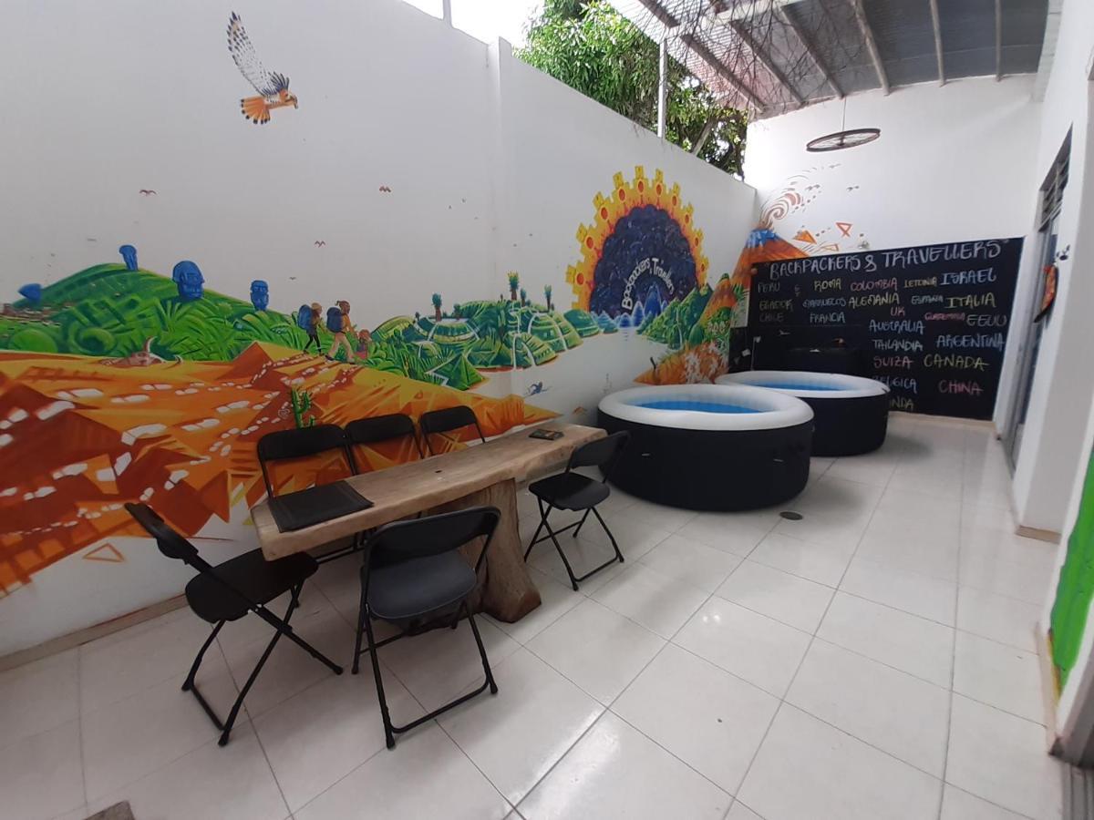 Backpackers And Travellers Hostel Neiva  Dış mekan fotoğraf