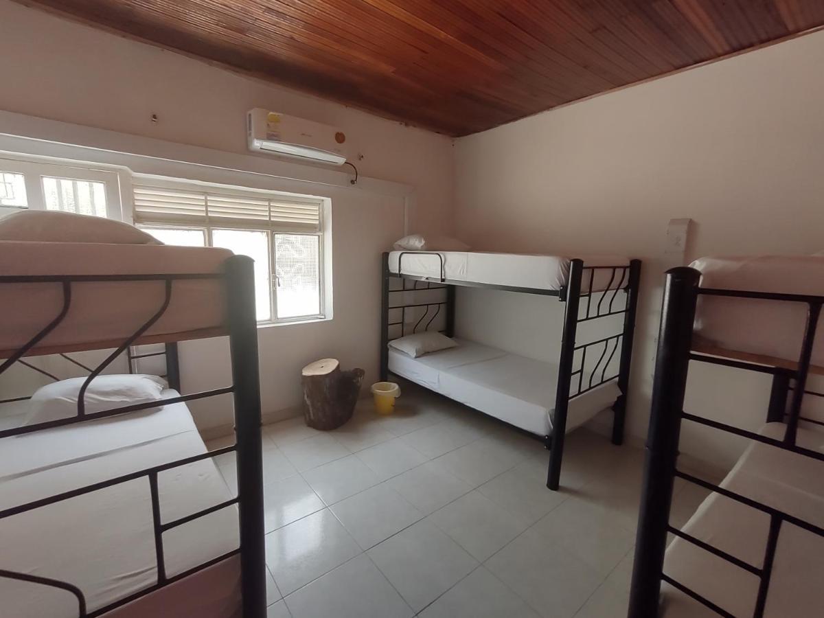 Backpackers And Travellers Hostel Neiva  Dış mekan fotoğraf