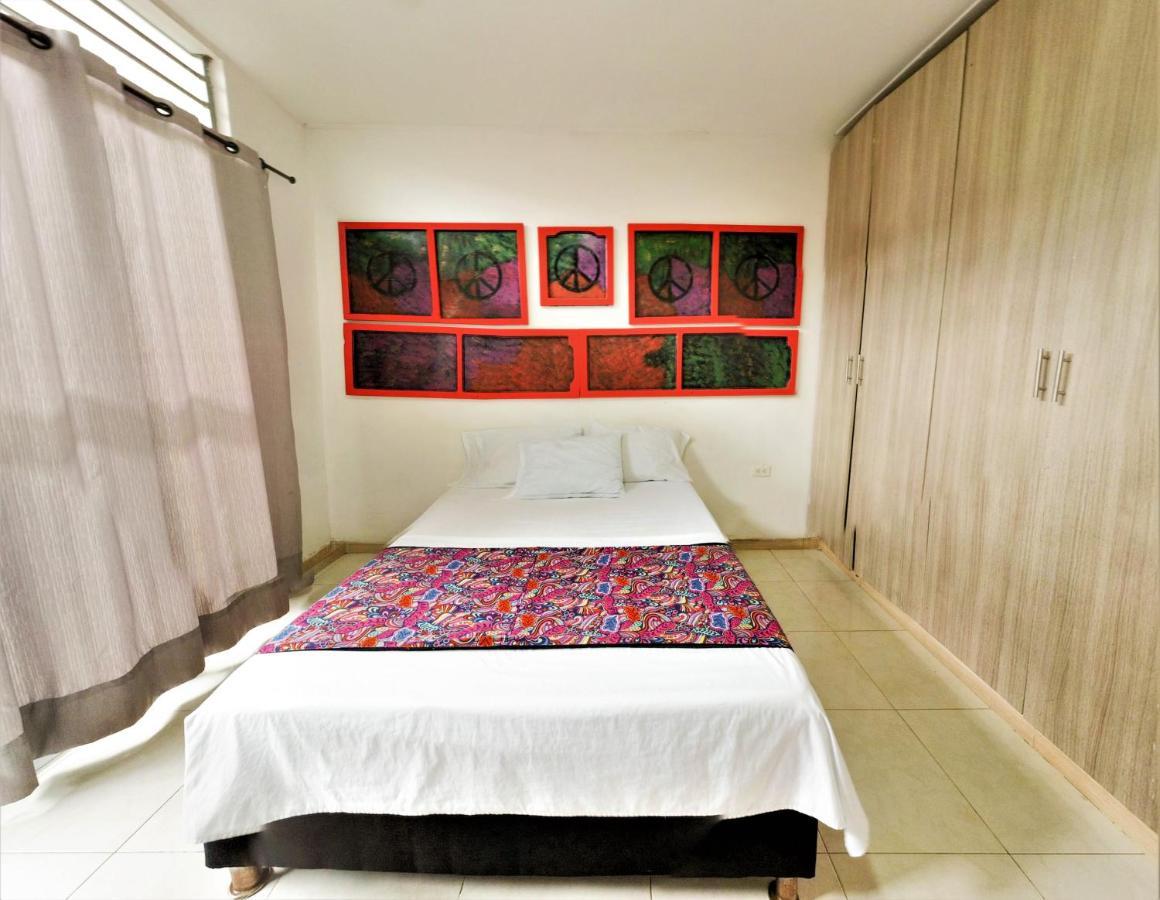 Backpackers And Travellers Hostel Neiva  Dış mekan fotoğraf