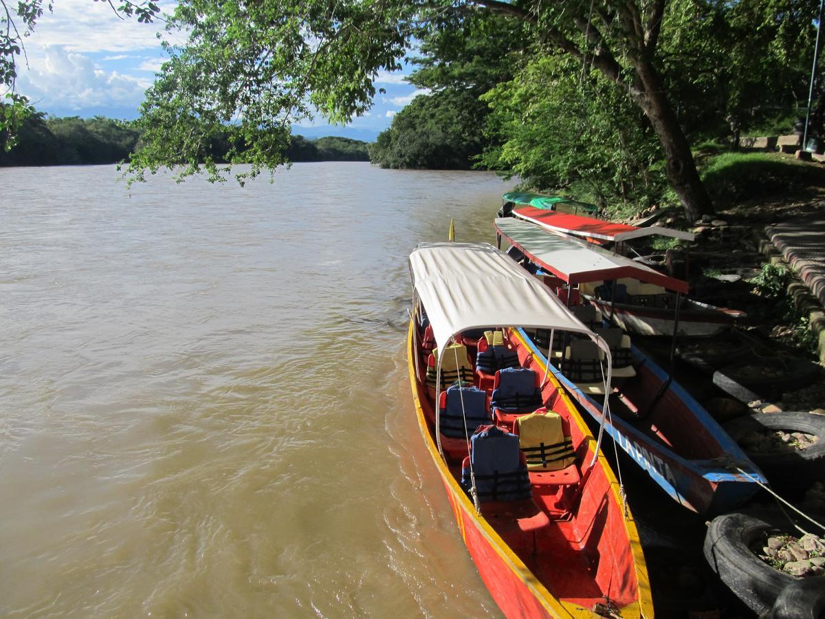 Backpackers And Travellers Hostel Neiva  Dış mekan fotoğraf