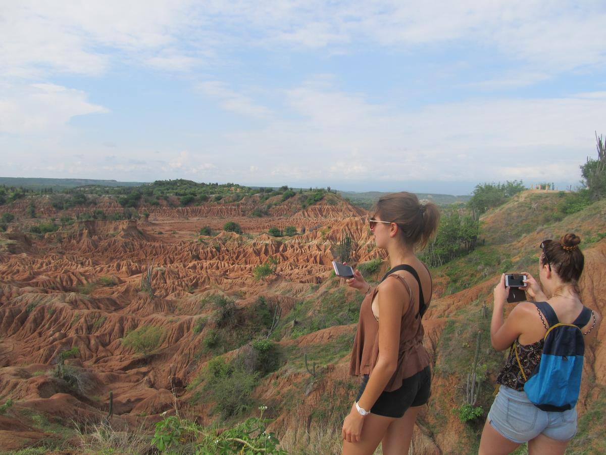Backpackers And Travellers Hostel Neiva  Dış mekan fotoğraf