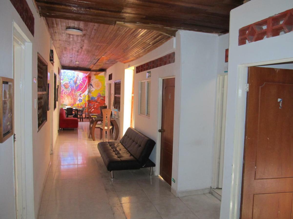 Backpackers And Travellers Hostel Neiva  Dış mekan fotoğraf