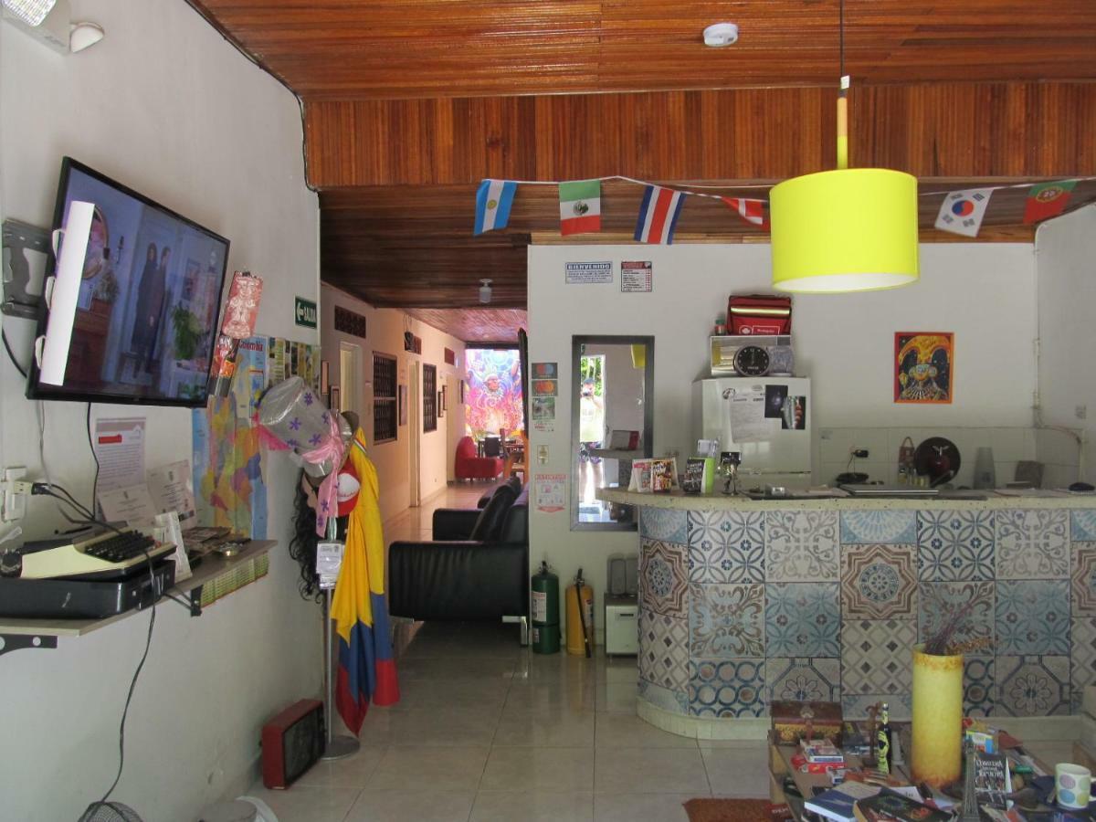 Backpackers And Travellers Hostel Neiva  Dış mekan fotoğraf